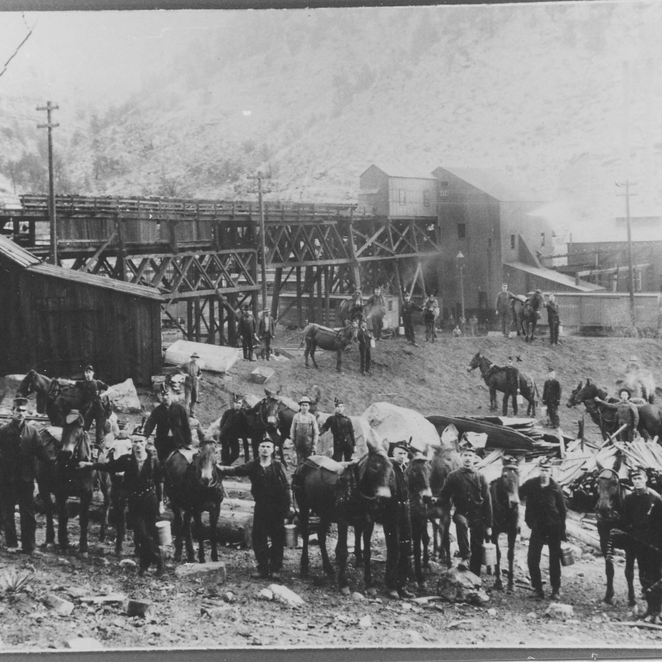 mining_railroadRS1179_CG Miners, Mules and Tipple